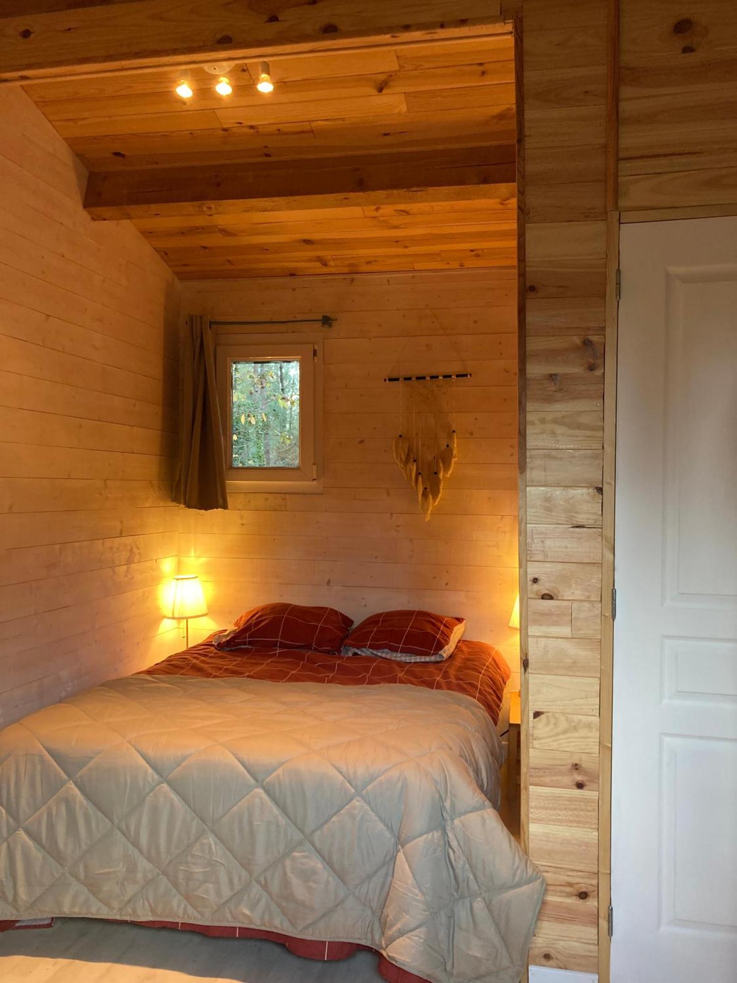 Cabane Au Milieu Des Pins - Domaine Temali Labouheyre Esterno foto